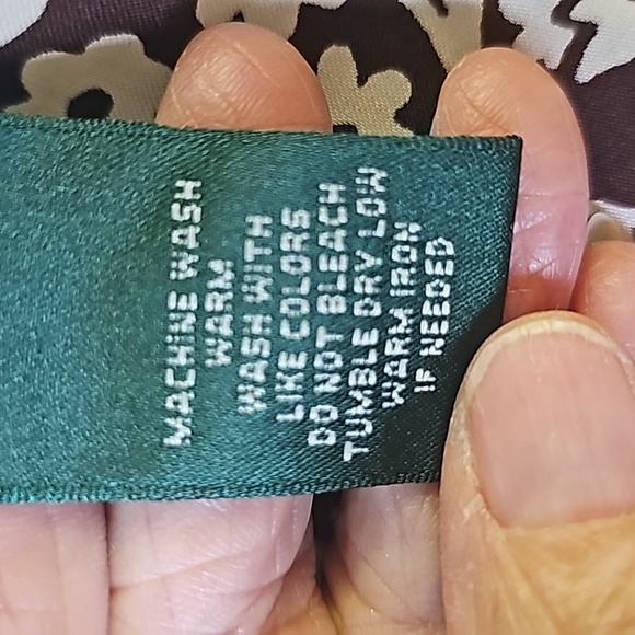 RALPH LAUREN, NWT brown tropical print women's button-down blouse. Size XL - Picture 10 of 12